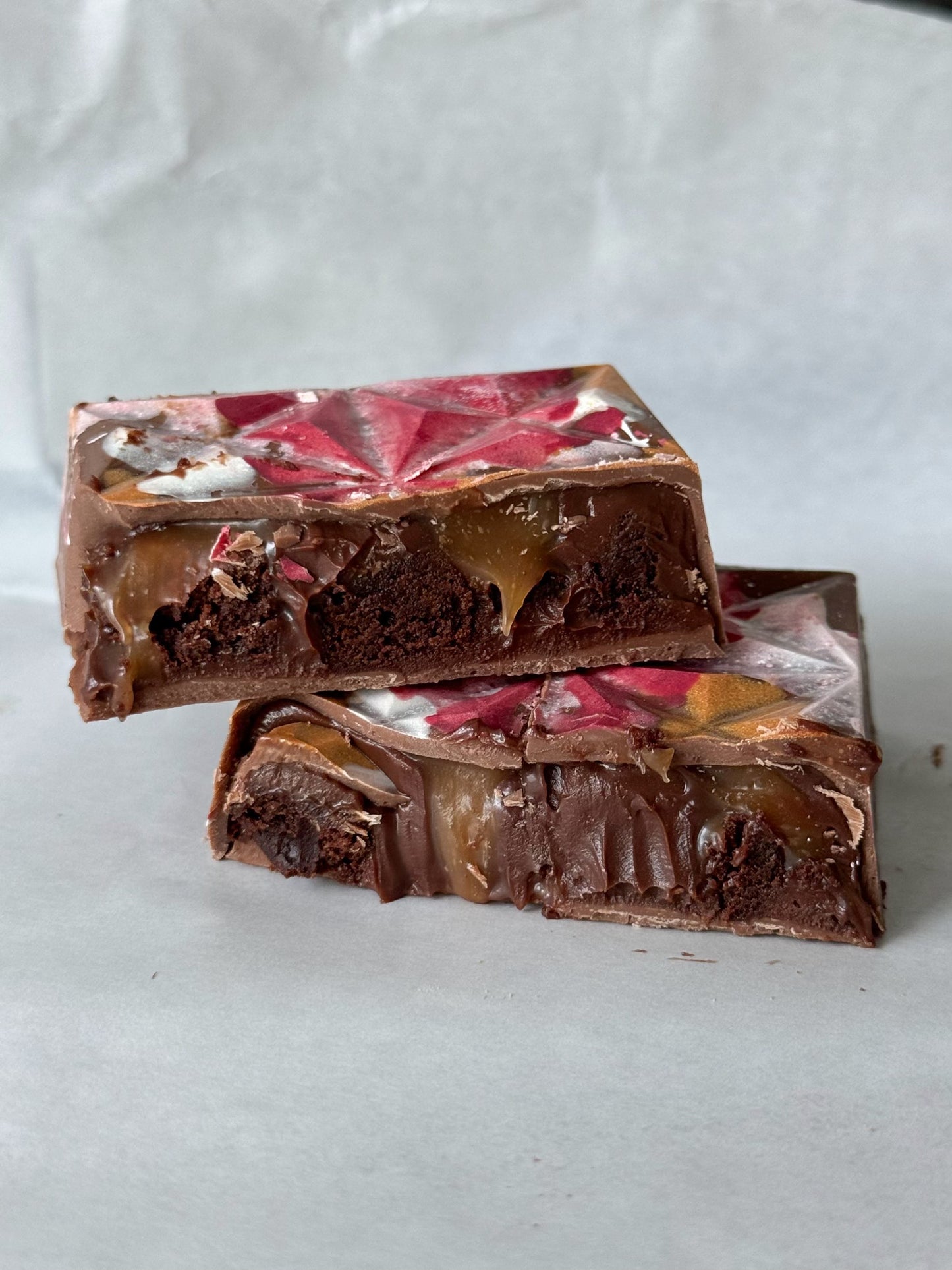 Fudgy Brownie with Caramel Swirl Chocolate Bar